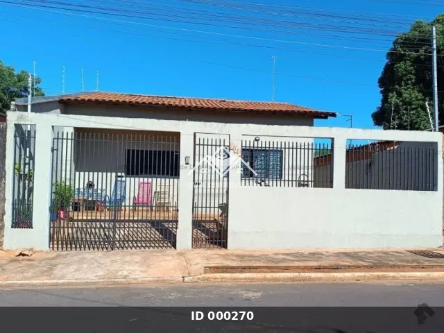 Casa 1 suíte e 2 quartos - próximo ao Bosque dos Ipês