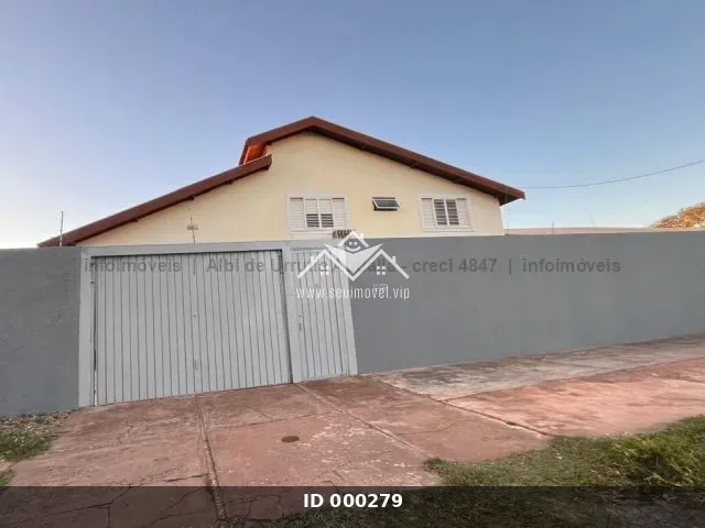 Comercial - esquina para ruas Amazonas e Itaguaí