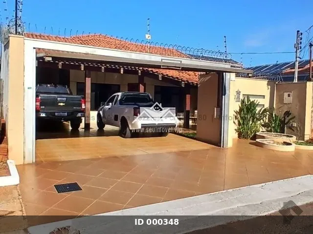 Sobrado com área gourmet e piscina aquecida
